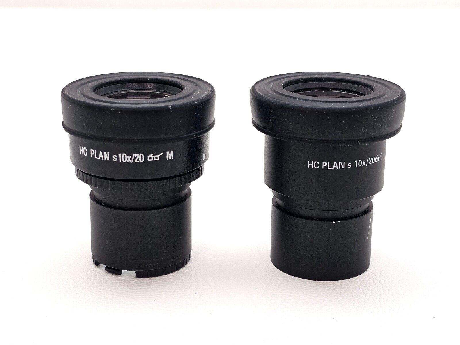 Leica DM750 Microscope w/ 2 x HC PLAN 10x/20 Eyepieces and 1 x HI PLAN 20x/0.40