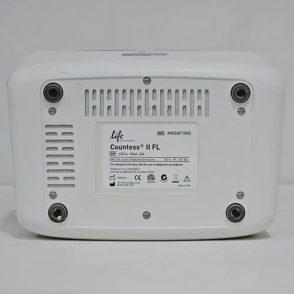 Life Technologies Countess II FL cell counter slide port close-up with counting chamber slide inserted