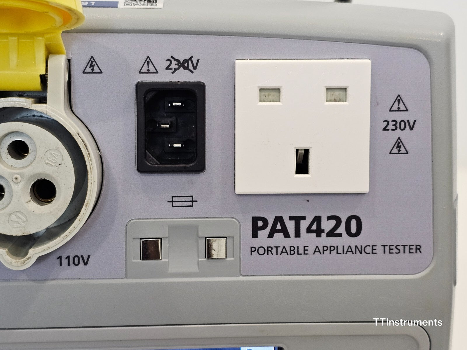Megger PAT420 Portable Appliance Tester with Accessories