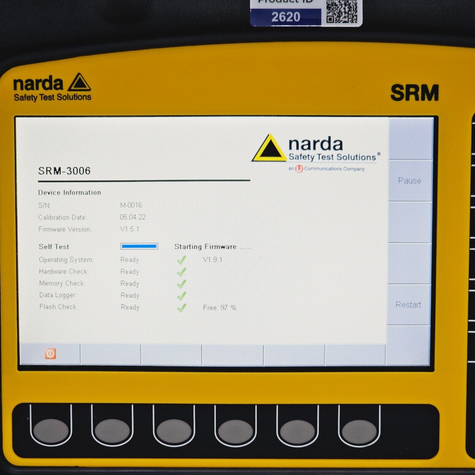 Narda SRM-3006 showing installed firmware version and options on start-up screen