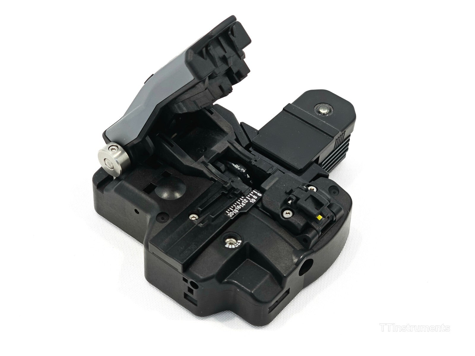 New Fujikura 31S Fusion Splicer with CT08 Cleaver ARC COUNT 5 ONLY