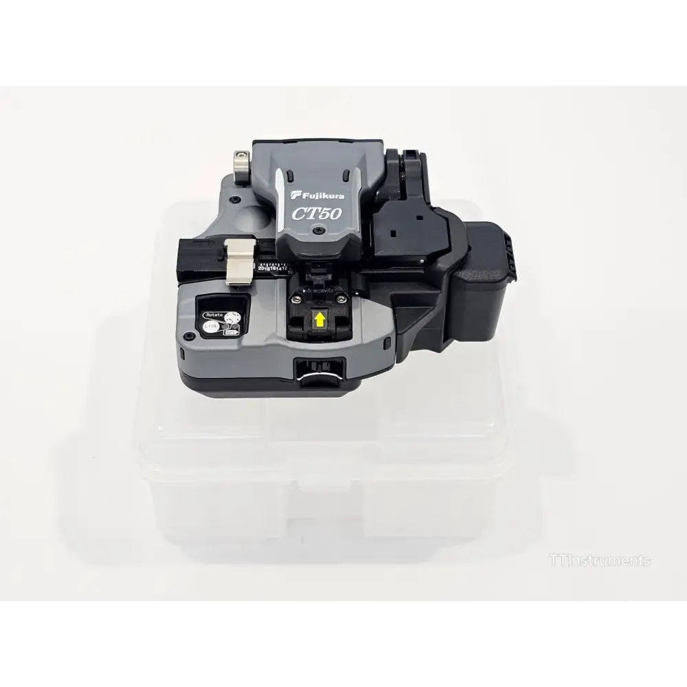 Fujikura CT50 cleaver side view showing blade position indicator and Bluetooth module