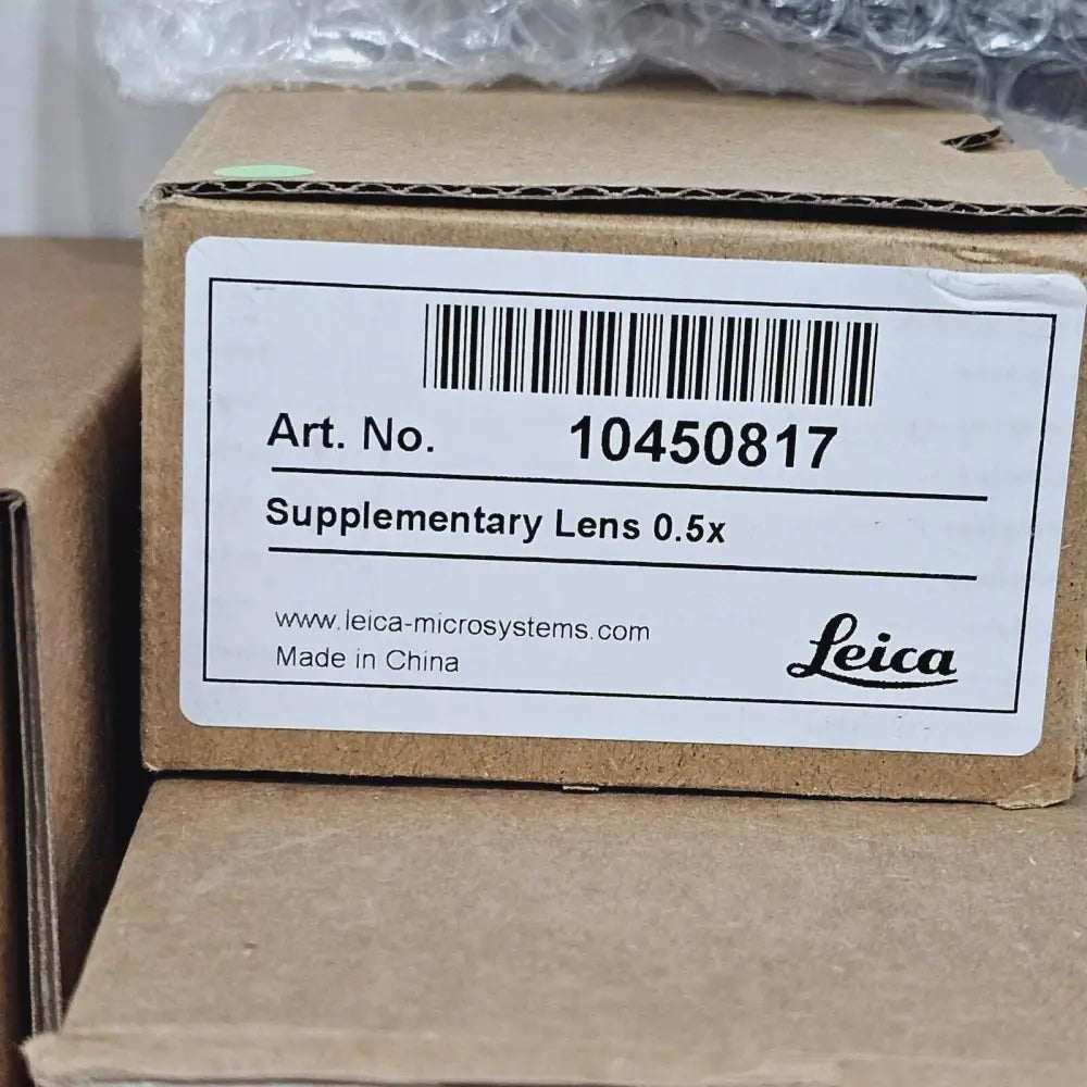 Leica Ivesta 3 stereo microscope top-down view showing objective and working area