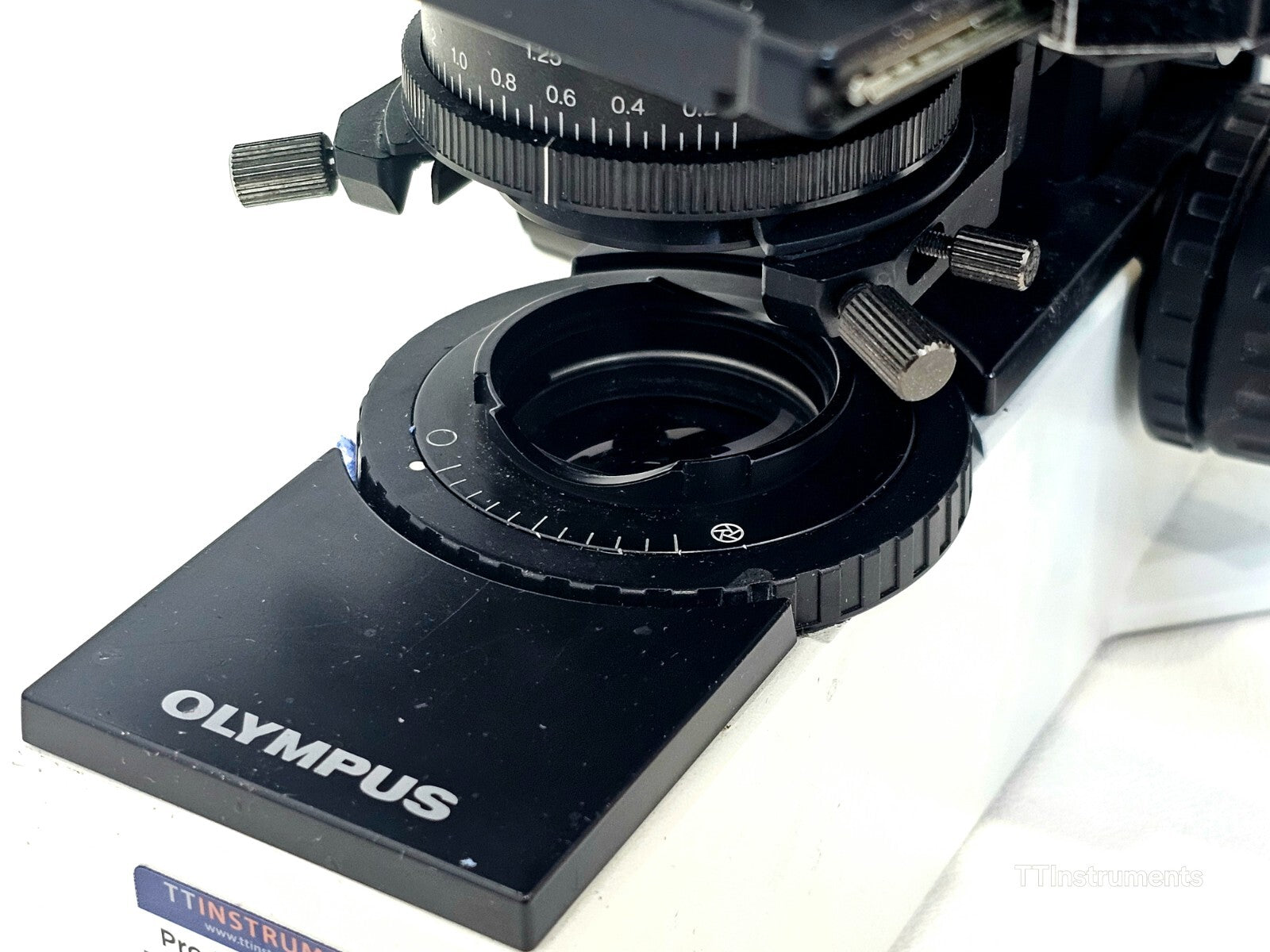 Olympus BX40F Microscope BX40 + 4X Plan Objectives 40X/0.65 40X/0.40 10X/0.25 4x