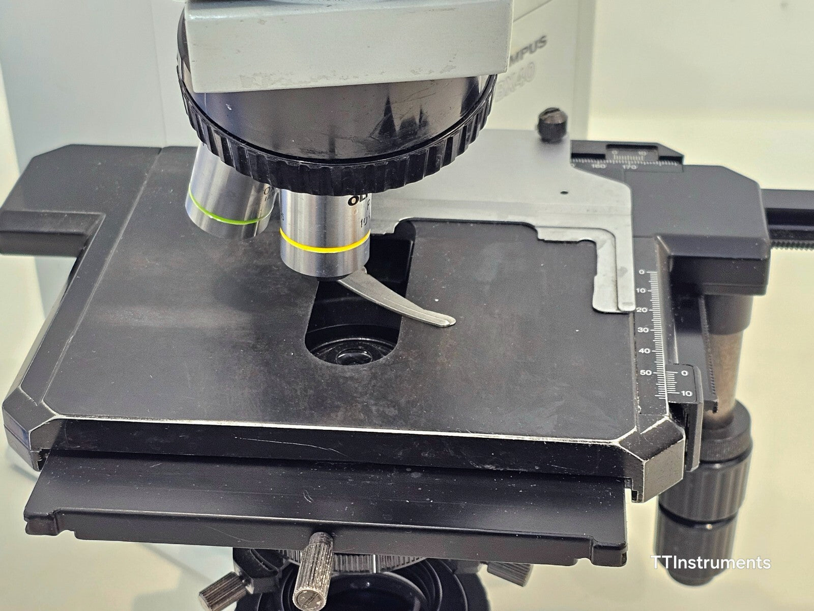 Olympus BX40F Microscope BX40 + 4X Plan Objectives 40X/0.65 40X/0.40 10X/0.25 4x