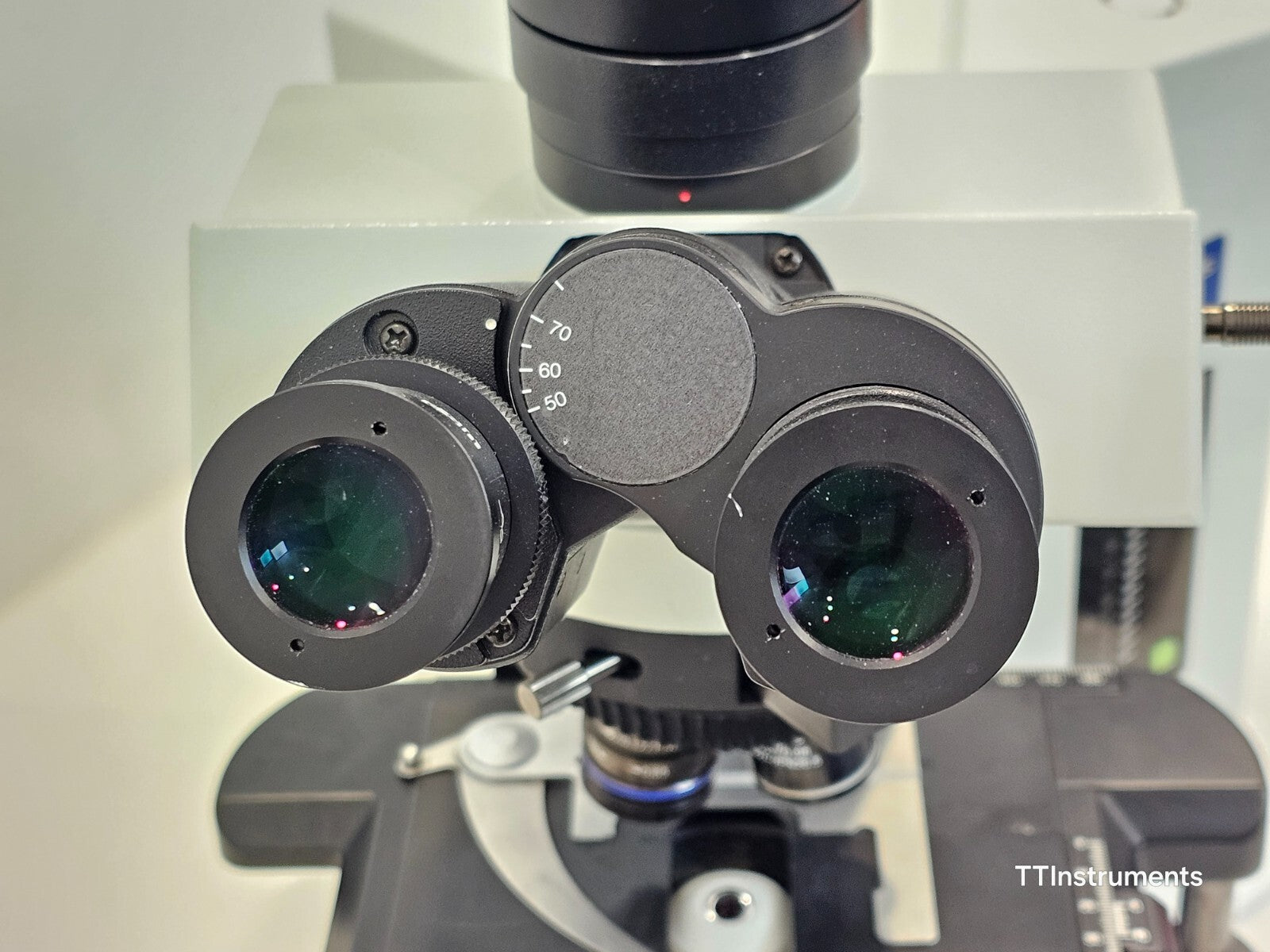 Olympus BX51TF Microscope BX51 with WHN10X/22 Eyepieces & ColorView Camera
