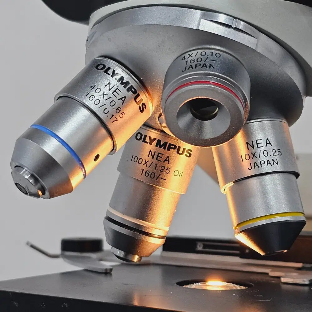 Olympus CH20 BIMF200 microscope right side view showing coarse and fine focus knobs