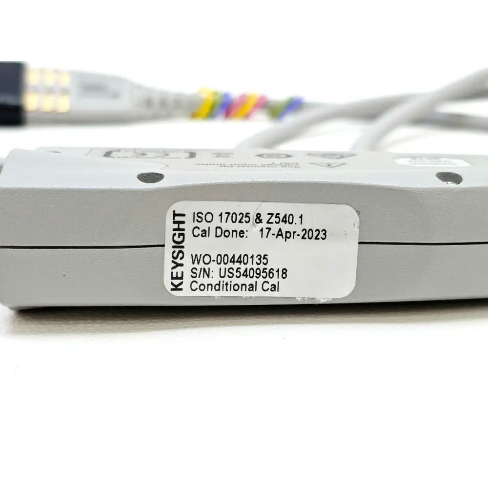 N2803A probe amplifier cable and AutoProbe interface connector detail