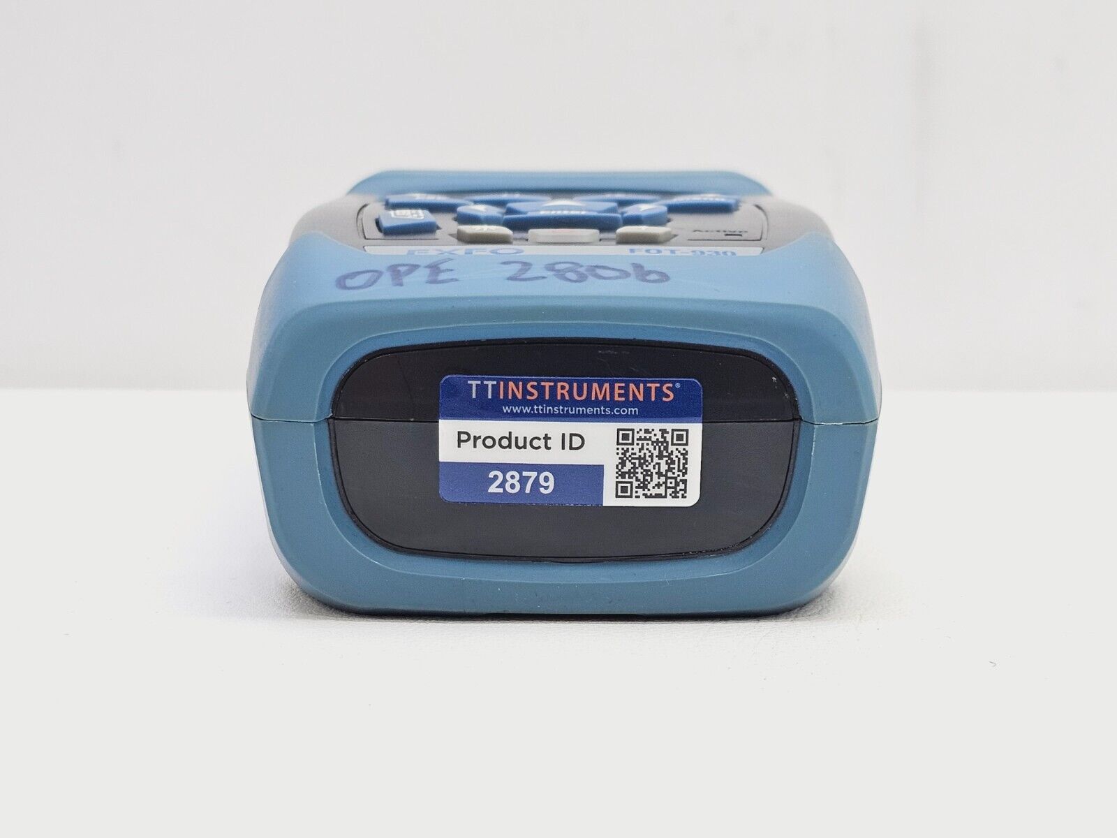 EXFO FOT-932-4 MaxTester unit powered on displaying wavelength selection screen