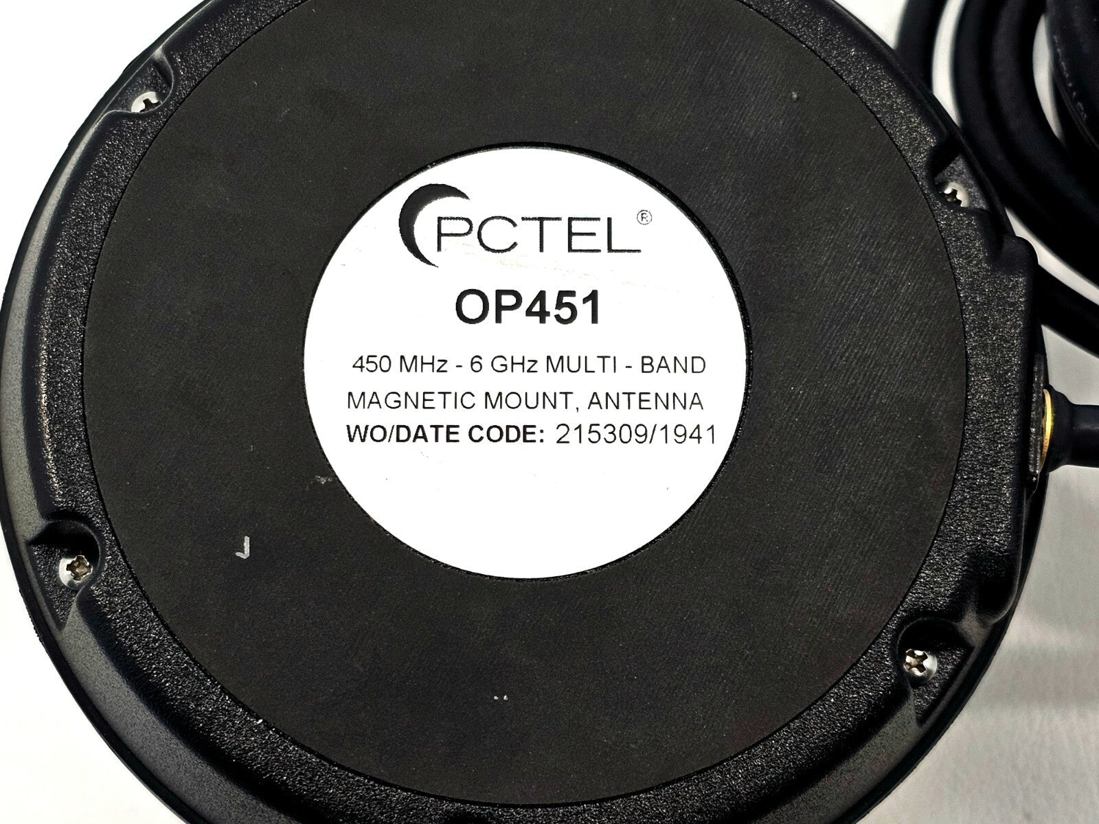 PCTEL OP451 450 MHz - 6 GHz Multi-Band Magnetic Mount Antenna + GPS