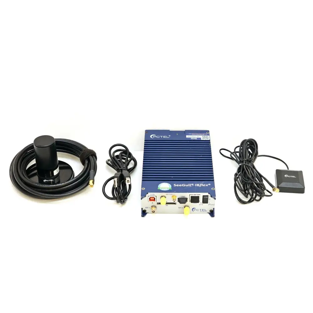 PCTEL SeeGull IBflex 08900S scanning receiver with magnetic cellular antenna, GPS patch antenna, and USB cable