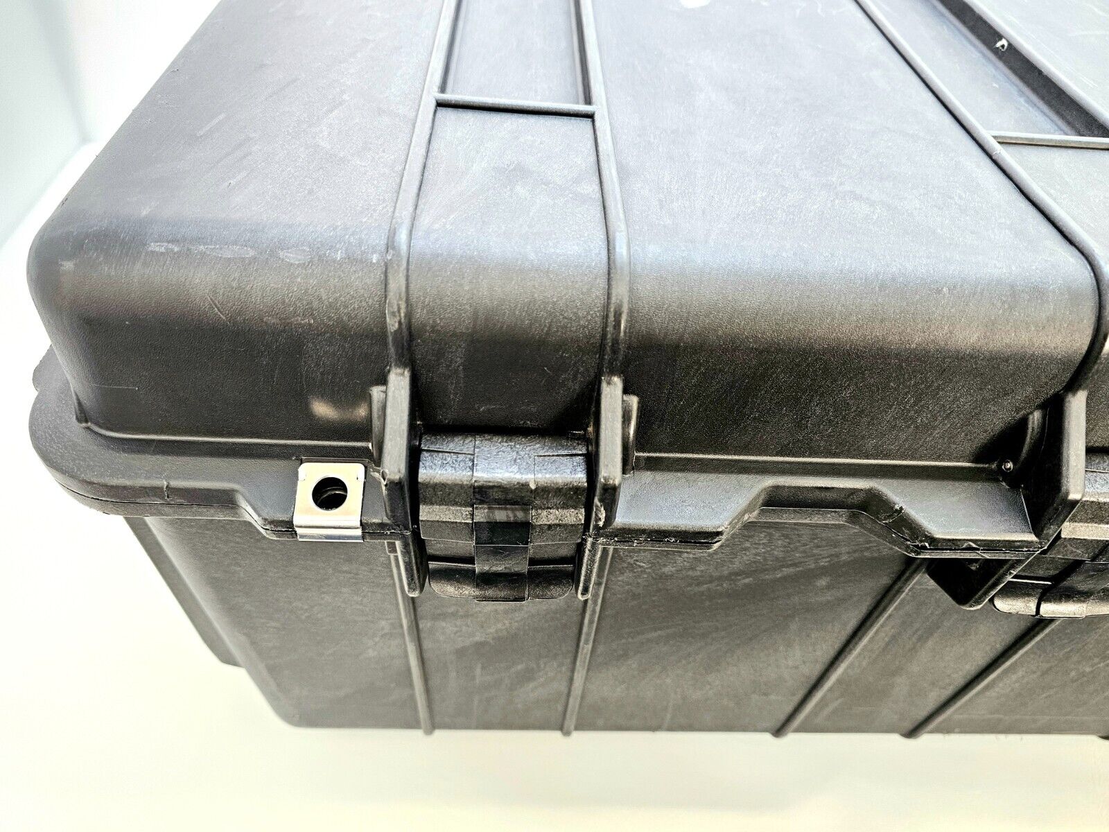 PELI 1730 Carry Transit Transport Case with Foam Cut-out and Wheels