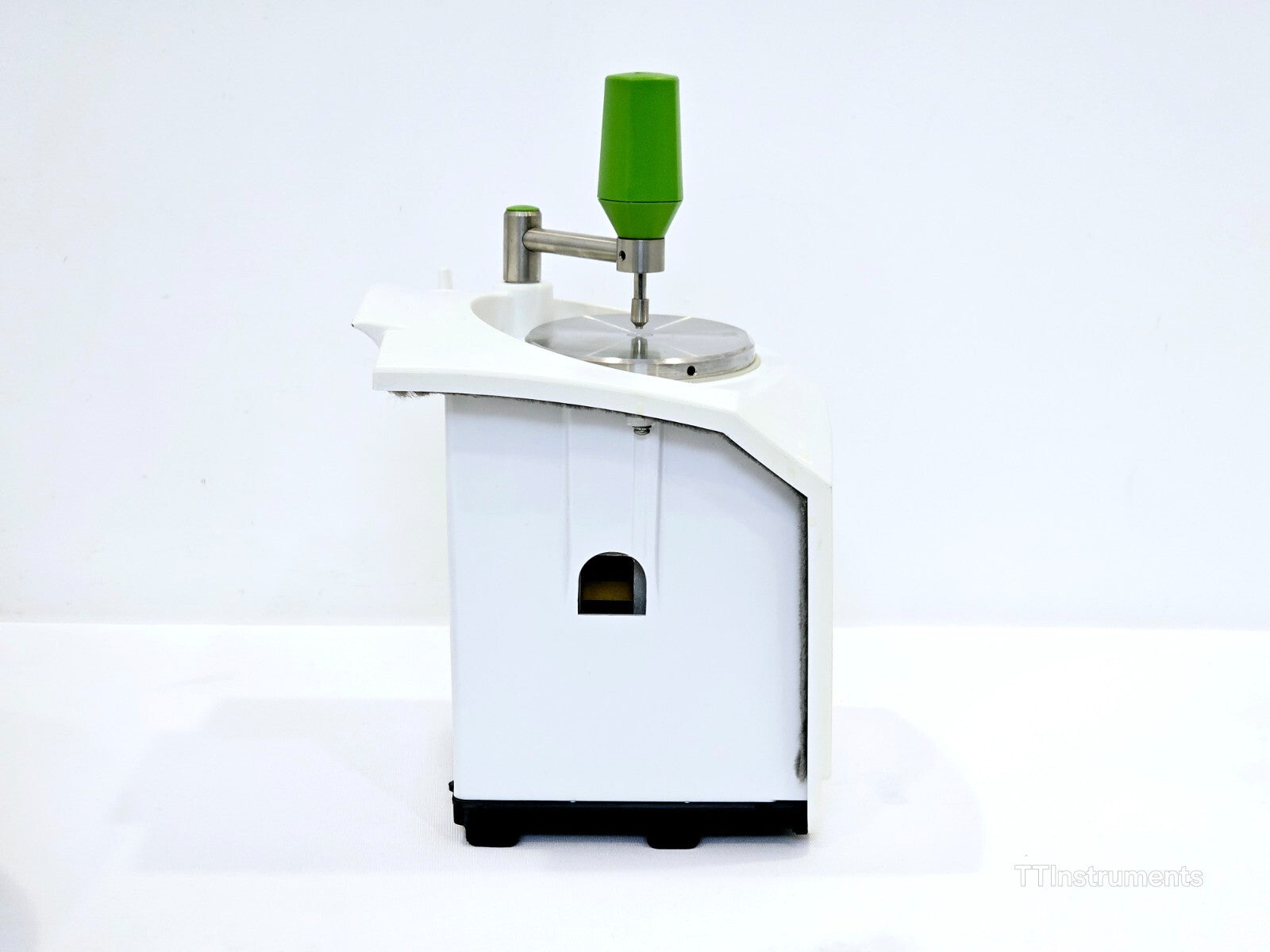 Perkin Elmer l1600300 FT-IR Spectrometer TWO LITA with UATR Sampling Accessory