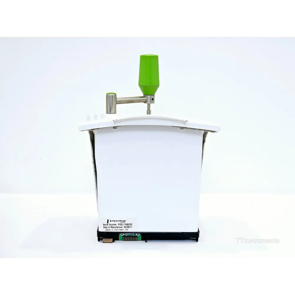 PerkinElmer UATR TWO one-bounce diamond crystal ATR sampling accessory mounted on spectrometer