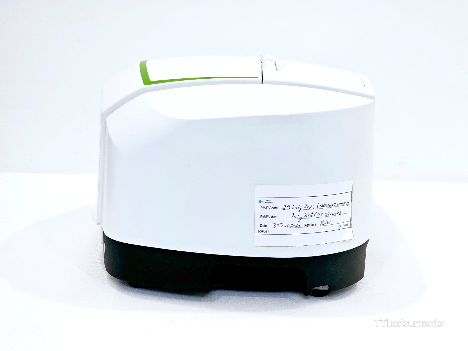 Perkin Elmer l1600300 FT-IR Spectrometer TWO LITA with UATR Sampling Accessory