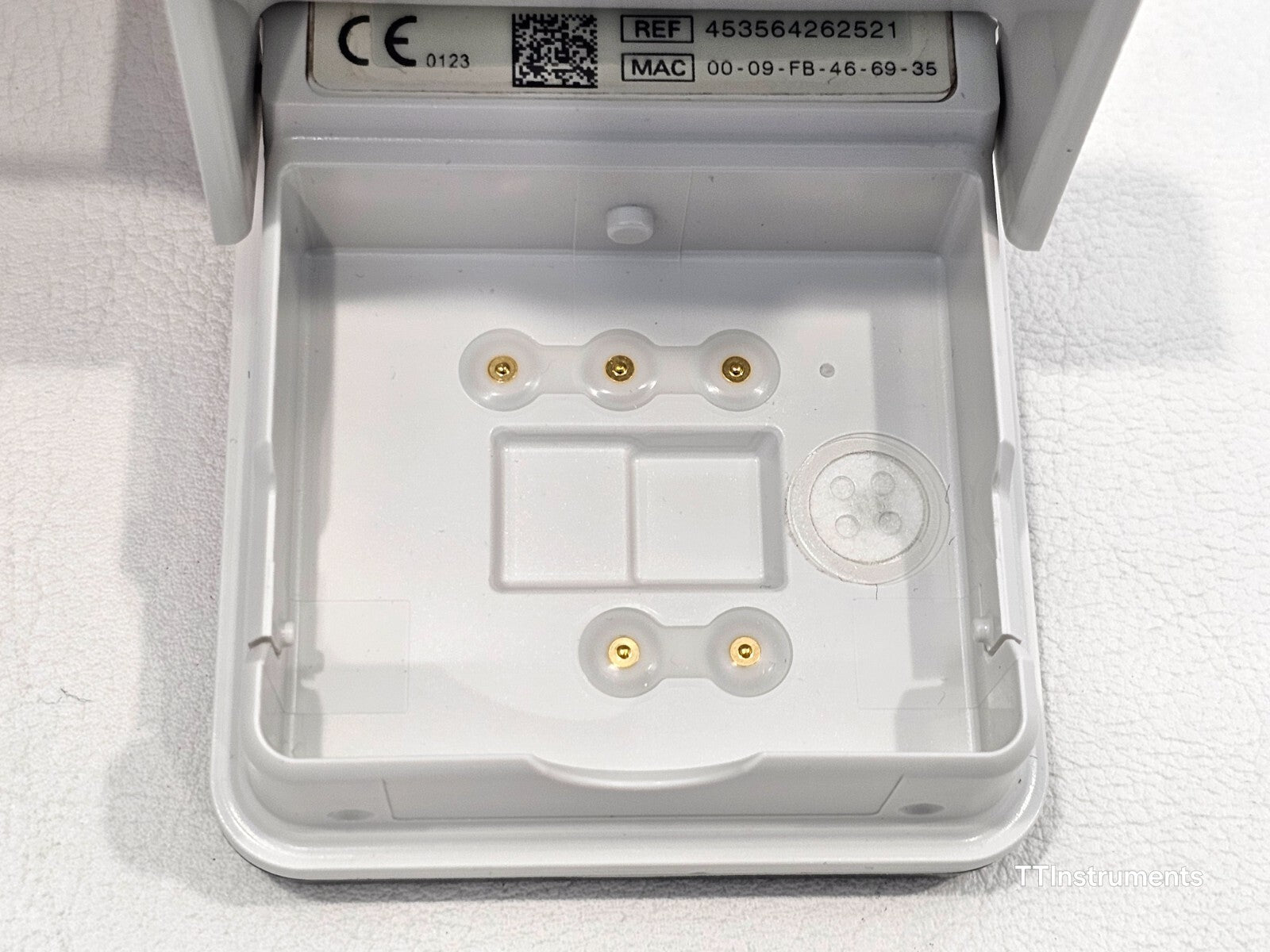 Philips IntelliVue MX40-2B4 Patient Monitor + 2x Batteries MX40 MFD 2019