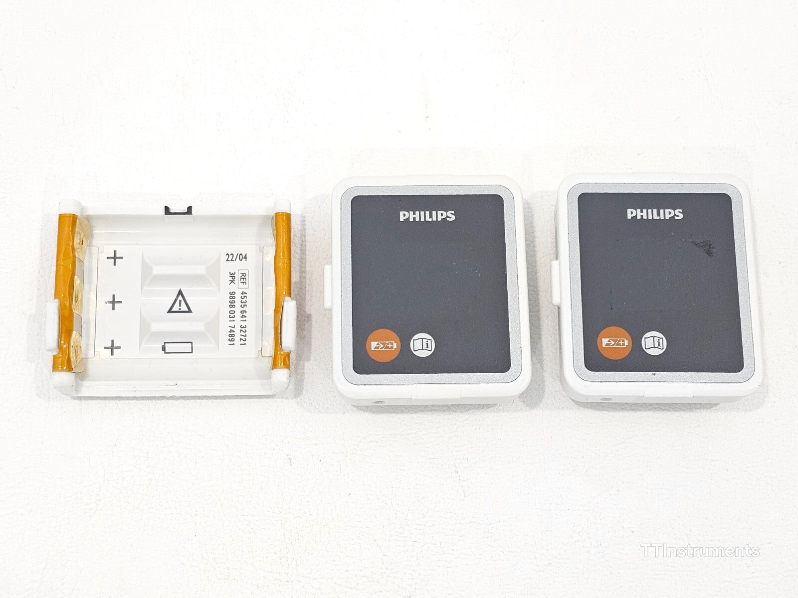 Philips IntelliVue MX40-2B4 Patient Monitor + 2x Batteries MX40 MFD 2019