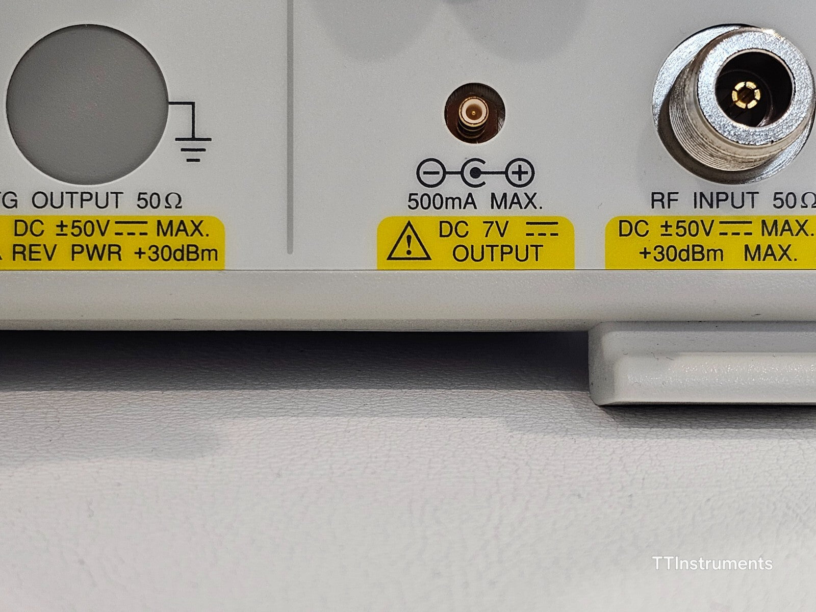 READ DESCRIPTION GW INSTEK GSP-9330 Spectrum Analyzer 9 kHz - 3.25 GHz