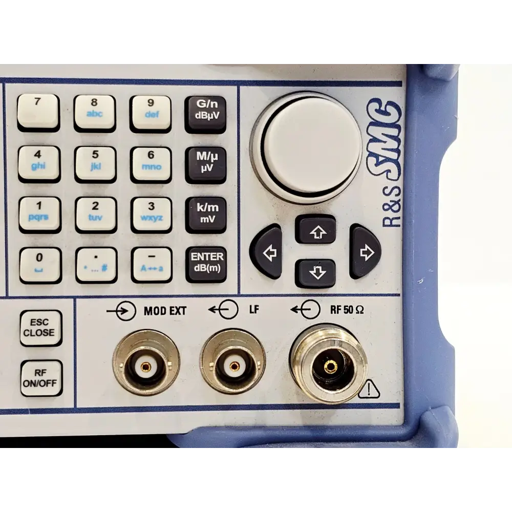 Rohde & Schwarz SMC100A 9 khz - 3.2 GHz Signal Generator SMC-B103 Option R&S SMC
