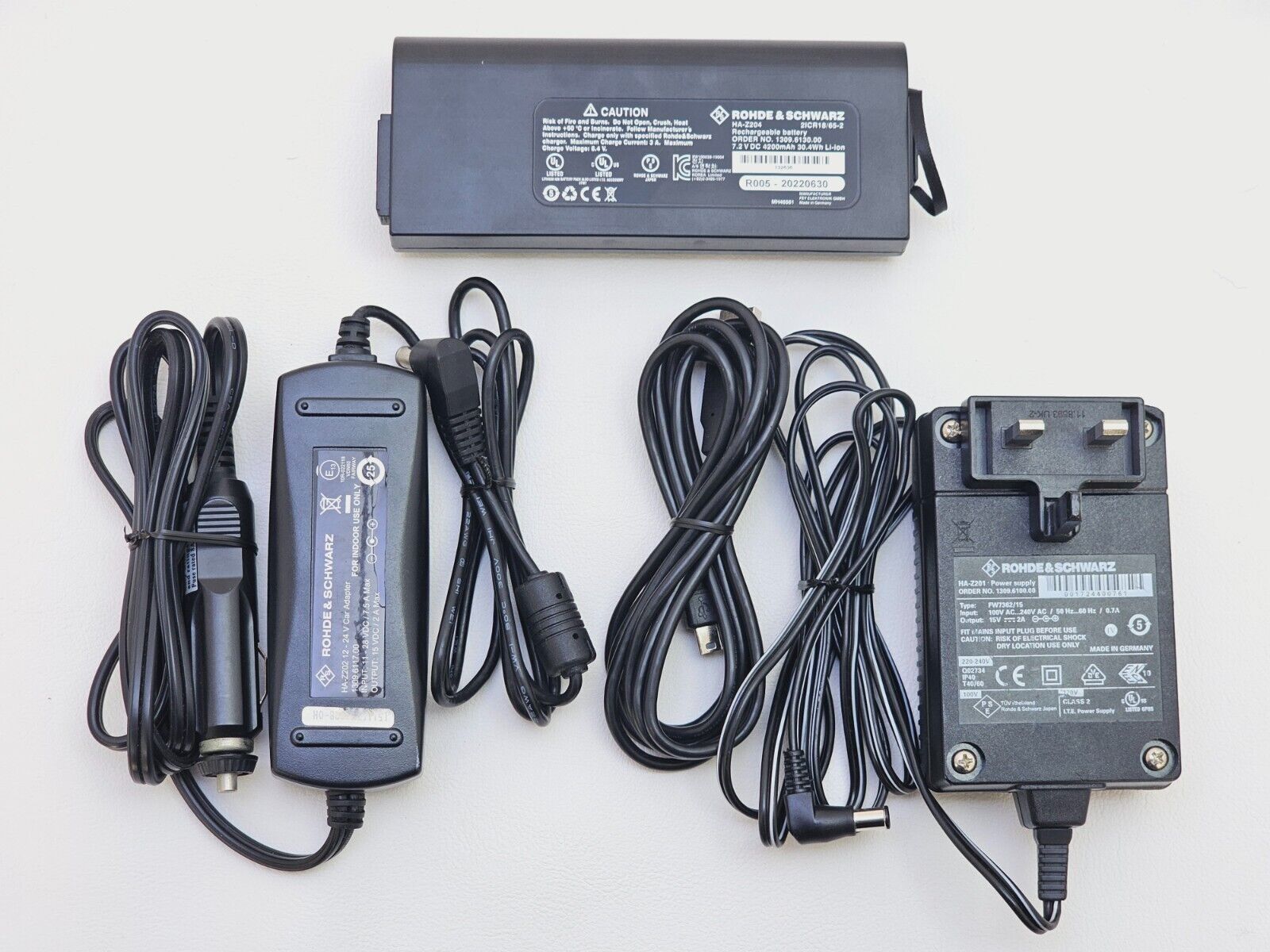 Rohde & Schwarz ZVH4 Cable & Antenna Analyzer Option K1 & K39 3.6 GHz CALIBRATED