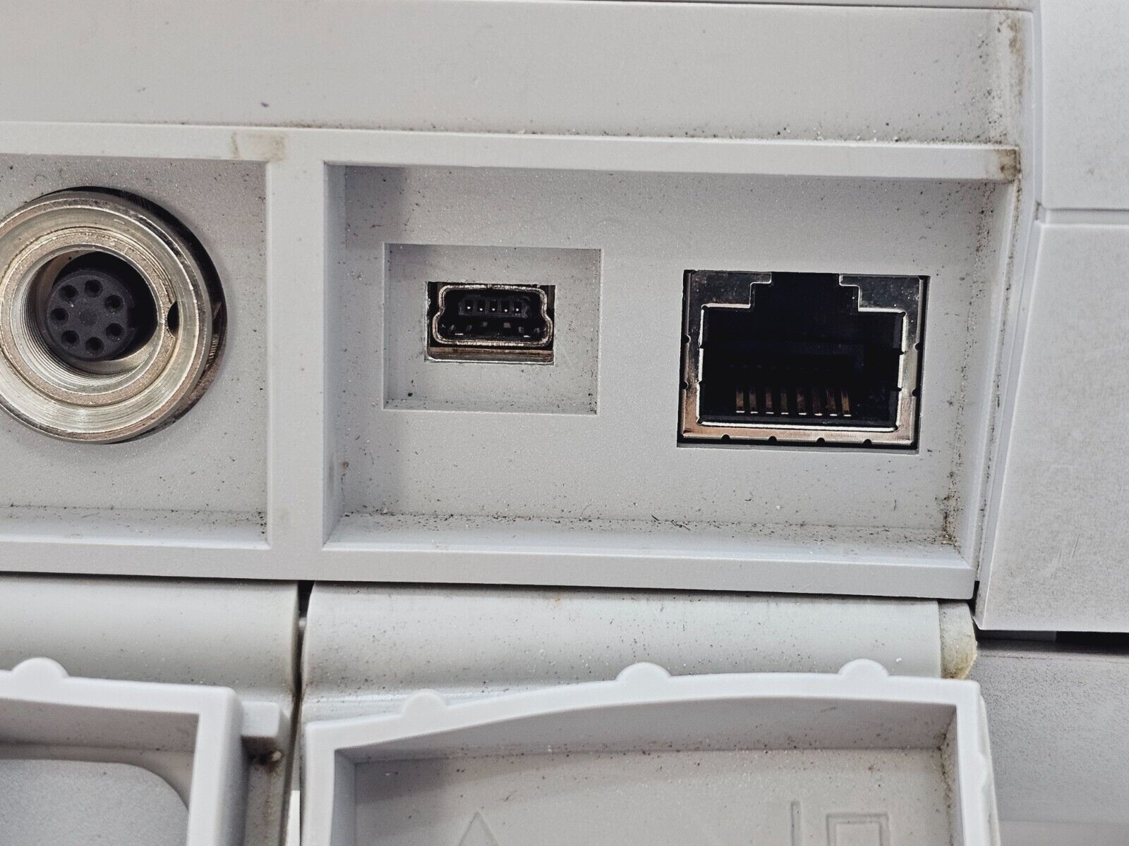 Rohde & Schwarz ZVH4 Cable & Antenna Analyzer Option K39 100 kHz - 3.6 GHz CALIB