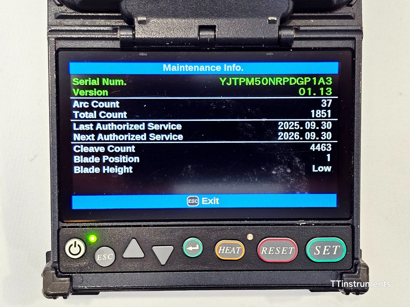 Fujikura FSM-22S refurbished unit label showing ARC count and unit identification details