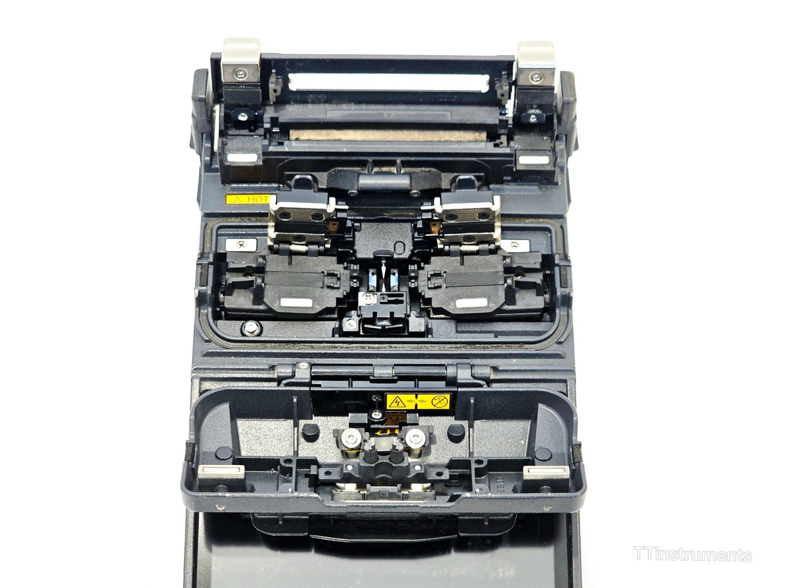 Fujikura FSM-22S with hard carrying case, AC adapter, and work tray accessories included in sale