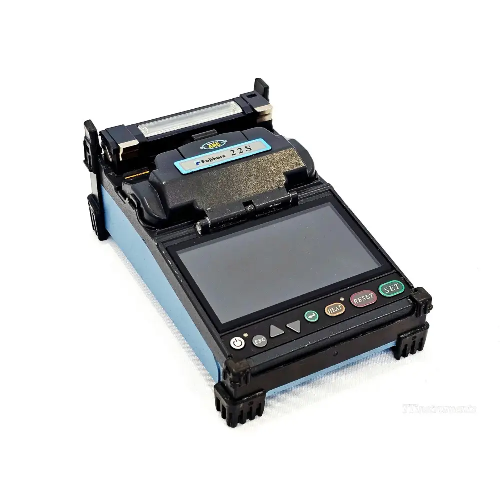 Fujikura FSM-22S fibre fusion splicer front 3/4 view showing 4.7-inch LCD display and keypad controls