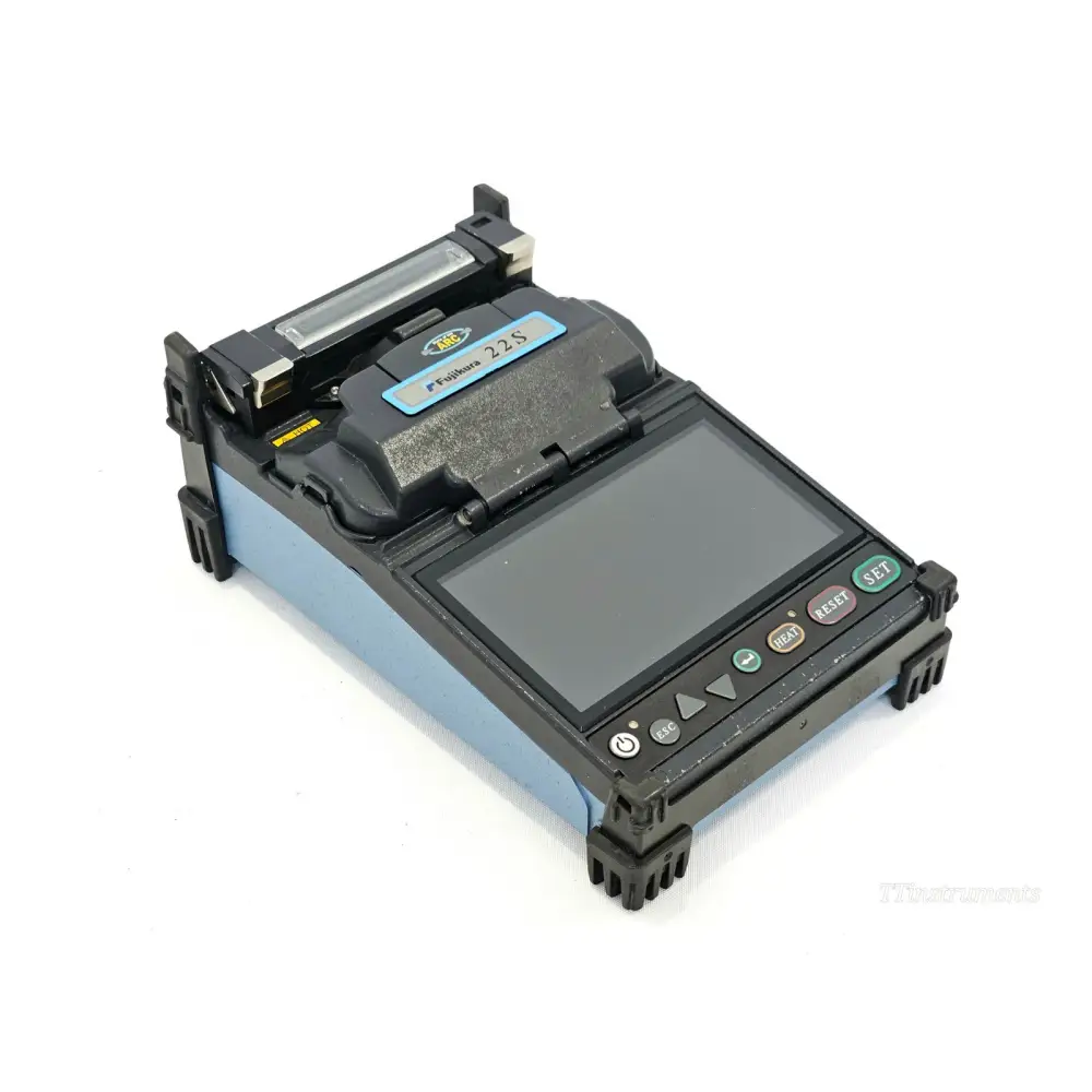 Fujikura FSM-22S fusion splicer top view with wind protector open and fibre clamps in place