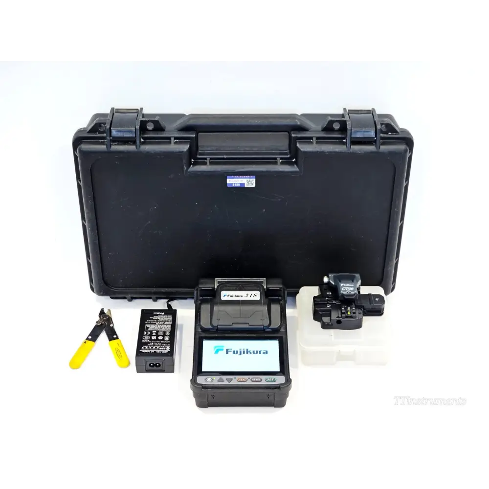 Fujikura 31S fusion splicer kit with CT08 cleaver, AC adapter, fibre stripper, and hard carry case