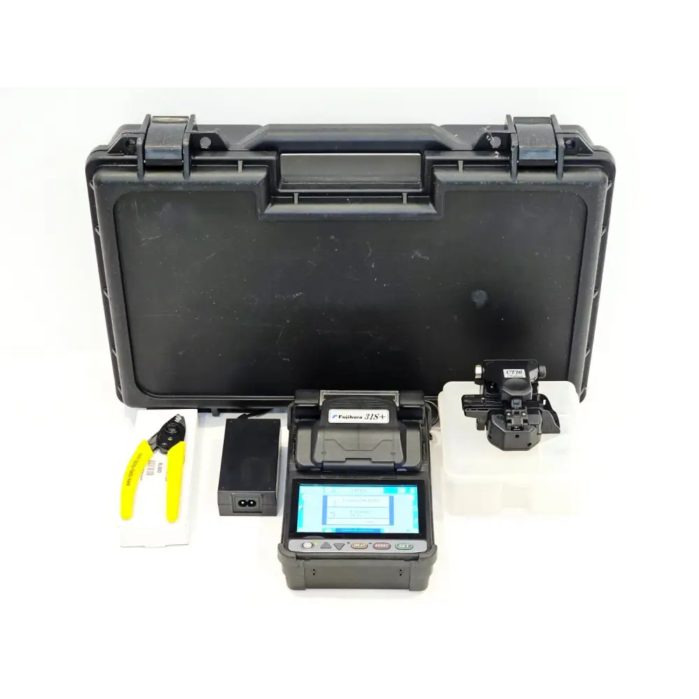 Fujikura 31S+ fusion splicer kit with CT16 cleaver, AC adapter, fibre stripper and hard carrying case