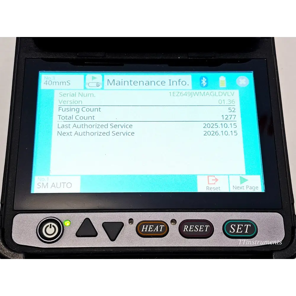 Fujikura 41S+ maintenance info screen showing firmware v01.36, fusing count 52, total arc count 1277, serviced Oct 2025