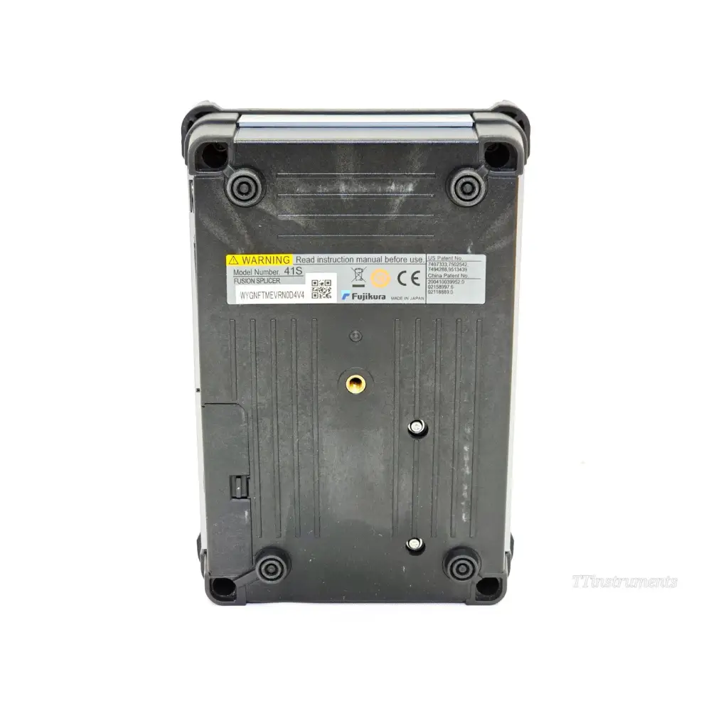 Fujikura 41S fusion splicer base showing model number label, serial number WYGNFTMEVRN0D4V4 and CE marking
