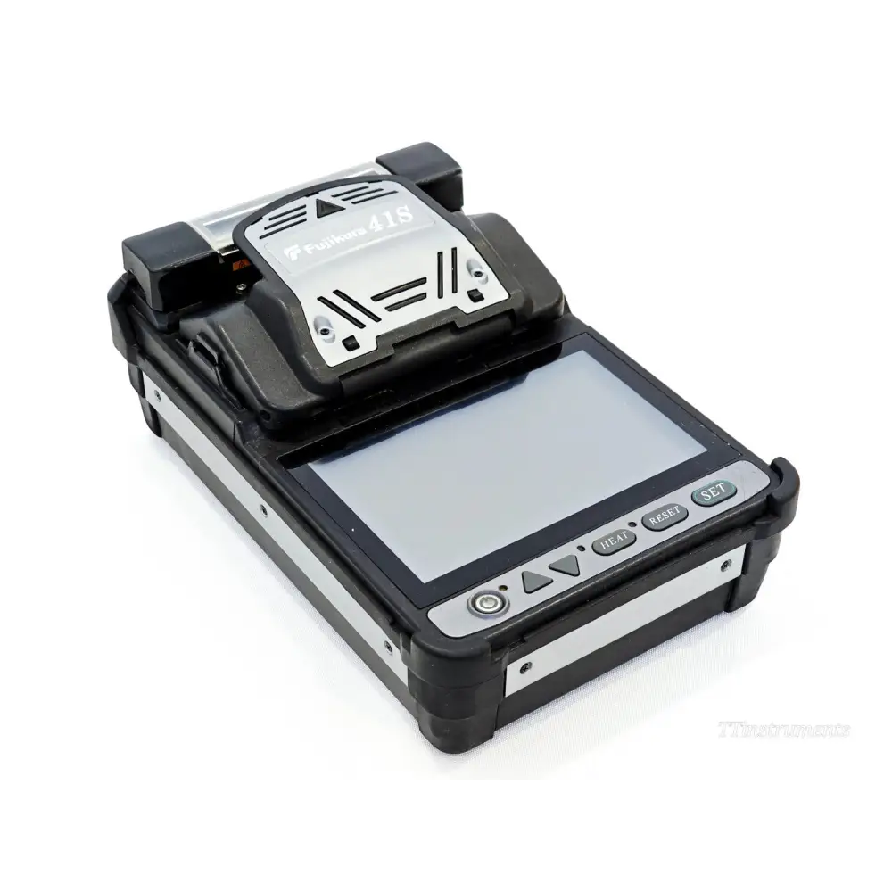 Fujikura 41S fusion splicer with lid open showing V-groove fibre alignment system