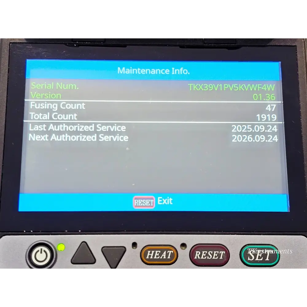 Fujikura 41S fusion splicer showing dual-camera V-groove fibre alignment system
