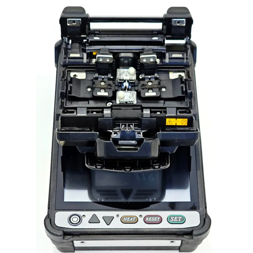Fujikura 41S fusion splicer in hard carrying case with battery pack and AC adapter