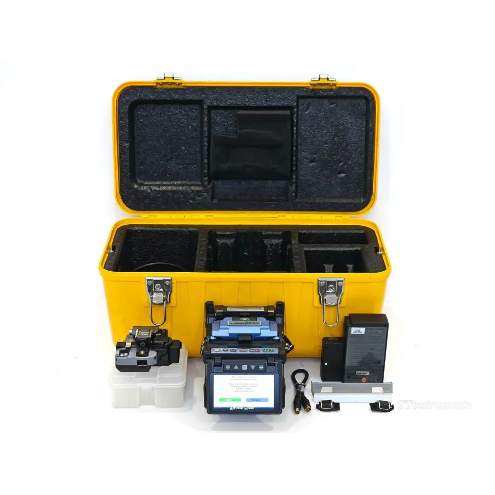 Fujikura 62S+ SM MM core alignment fusion splicer front view showing colour LCD monitor