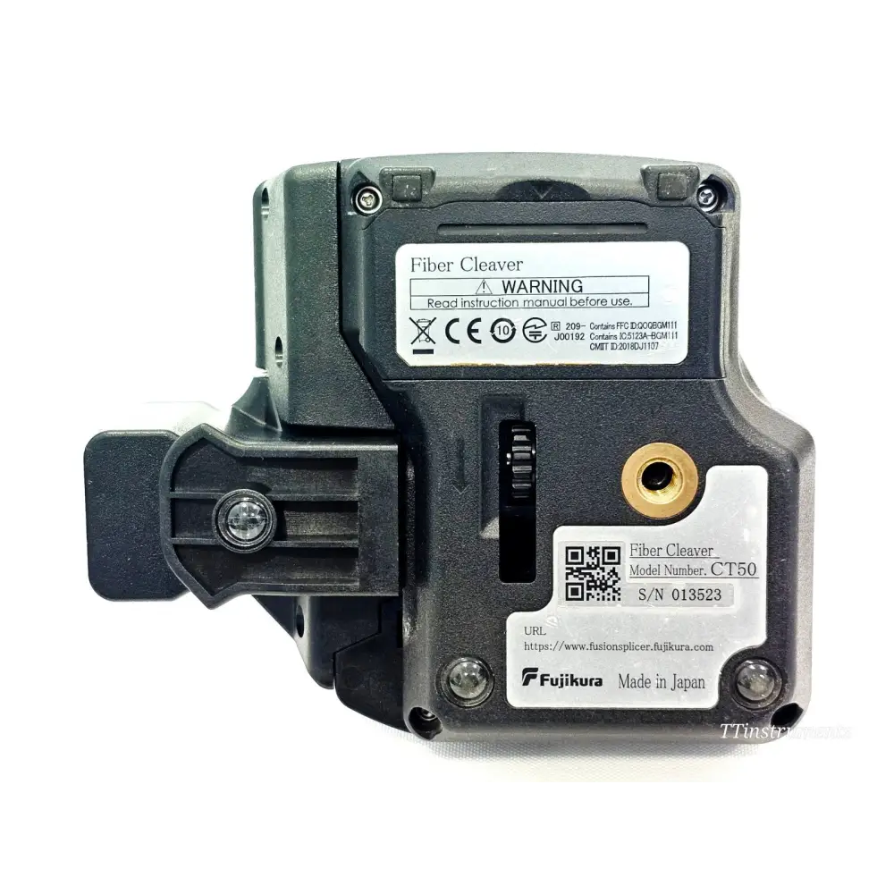 Fujikura CT50 fibre cleaver rear label showing model CT50, serial number 013523, CE mark, Made in Japan