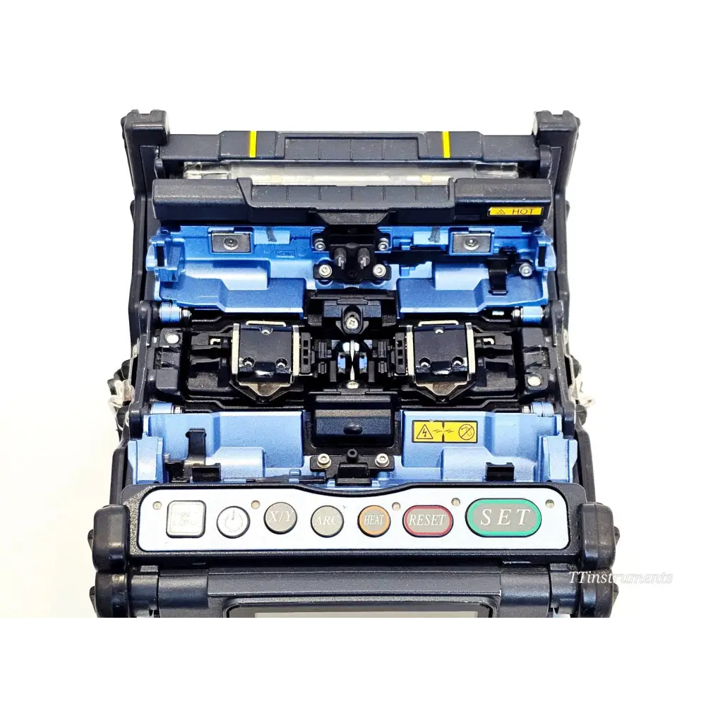 CT-50 fibre cleaver with guide plate included with the Fujikura 70S+ splicer