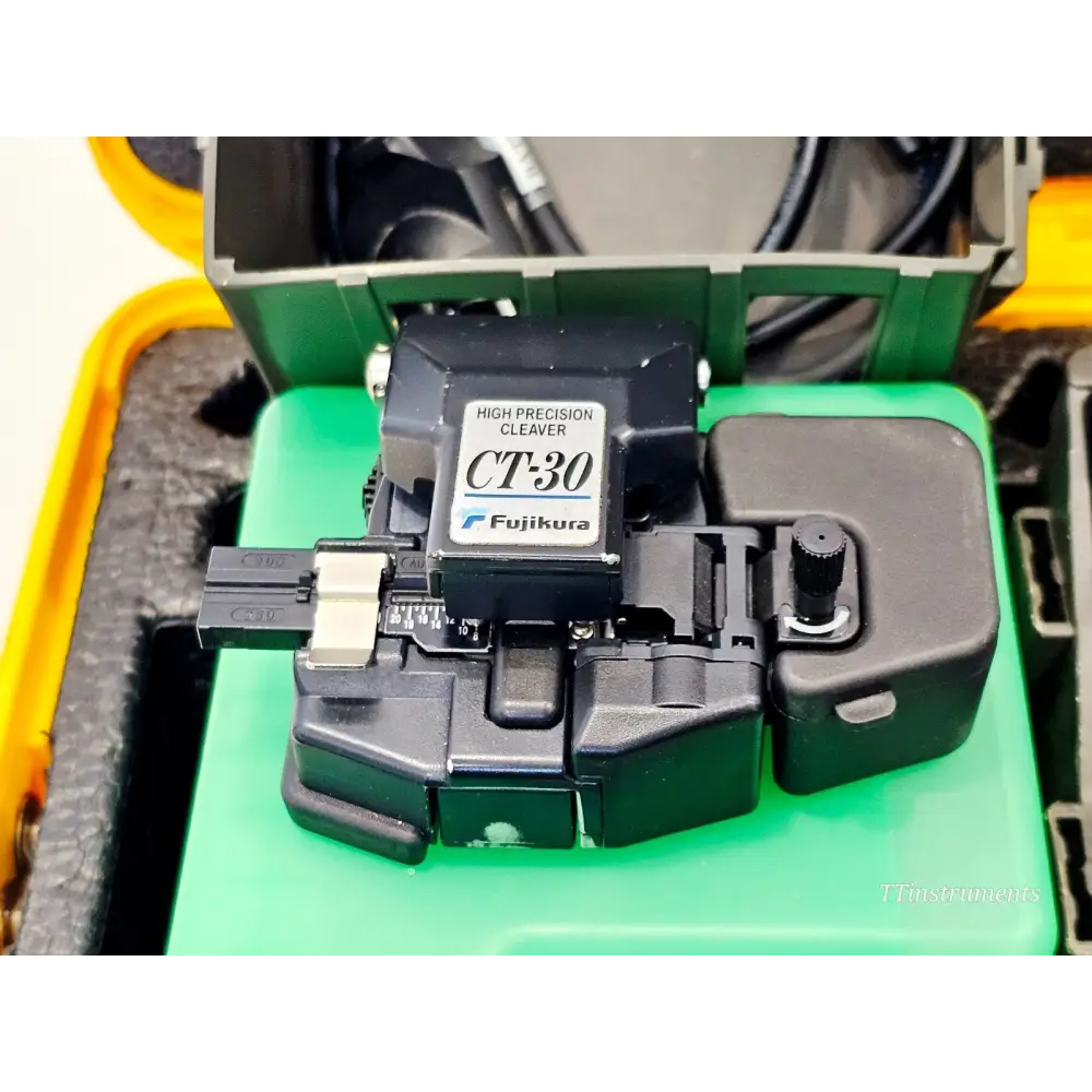 Fujikura 70S fusion splicer right side view showing control buttons and port