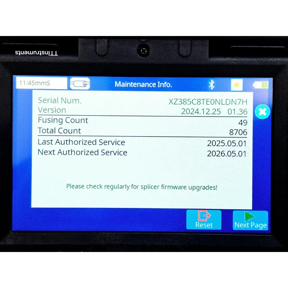 Fujikura 90S+ fusion splicer showing V-groove and electrode assembly detail