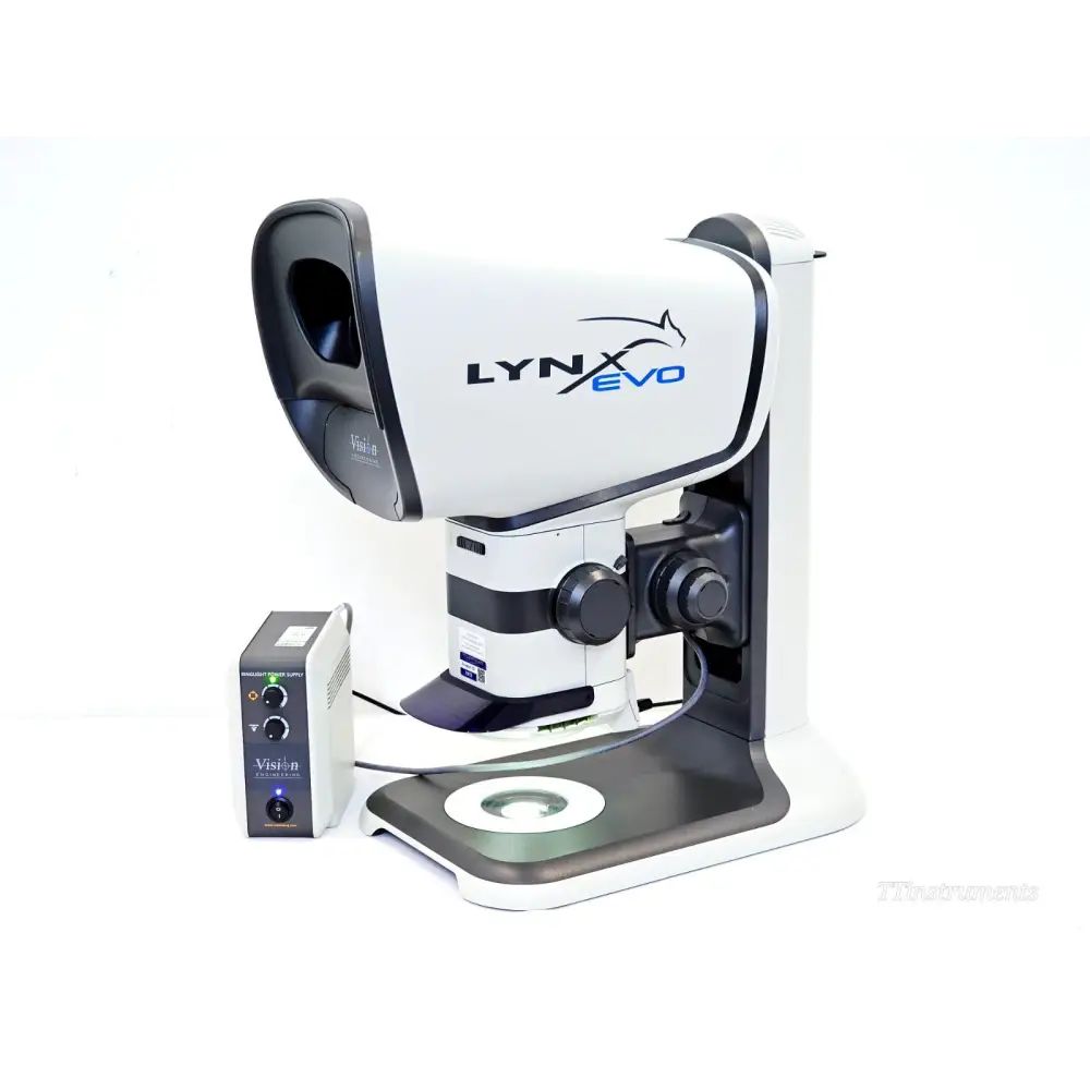 Lynx EVO microscope viewer head showing eyepiece-free Dynascope viewing port detail