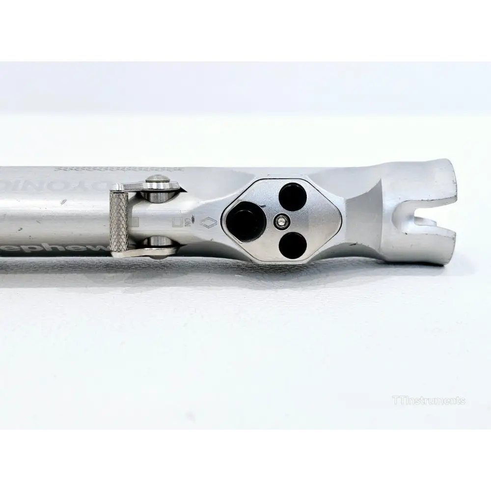 Smith & Nephew Powermax Elite arthroscopic shaver handpiece connector end detail