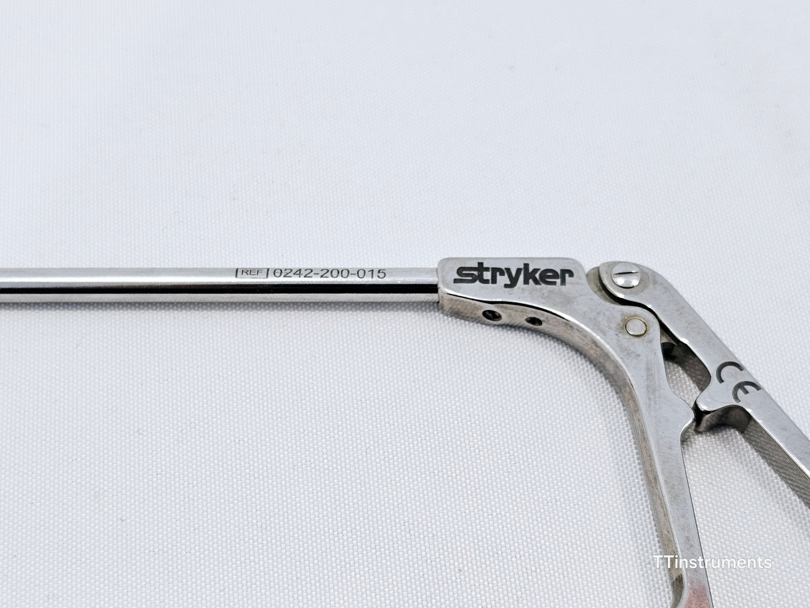 Stryker 0242-200-015 Straight Hip Suture Grasper 4mm