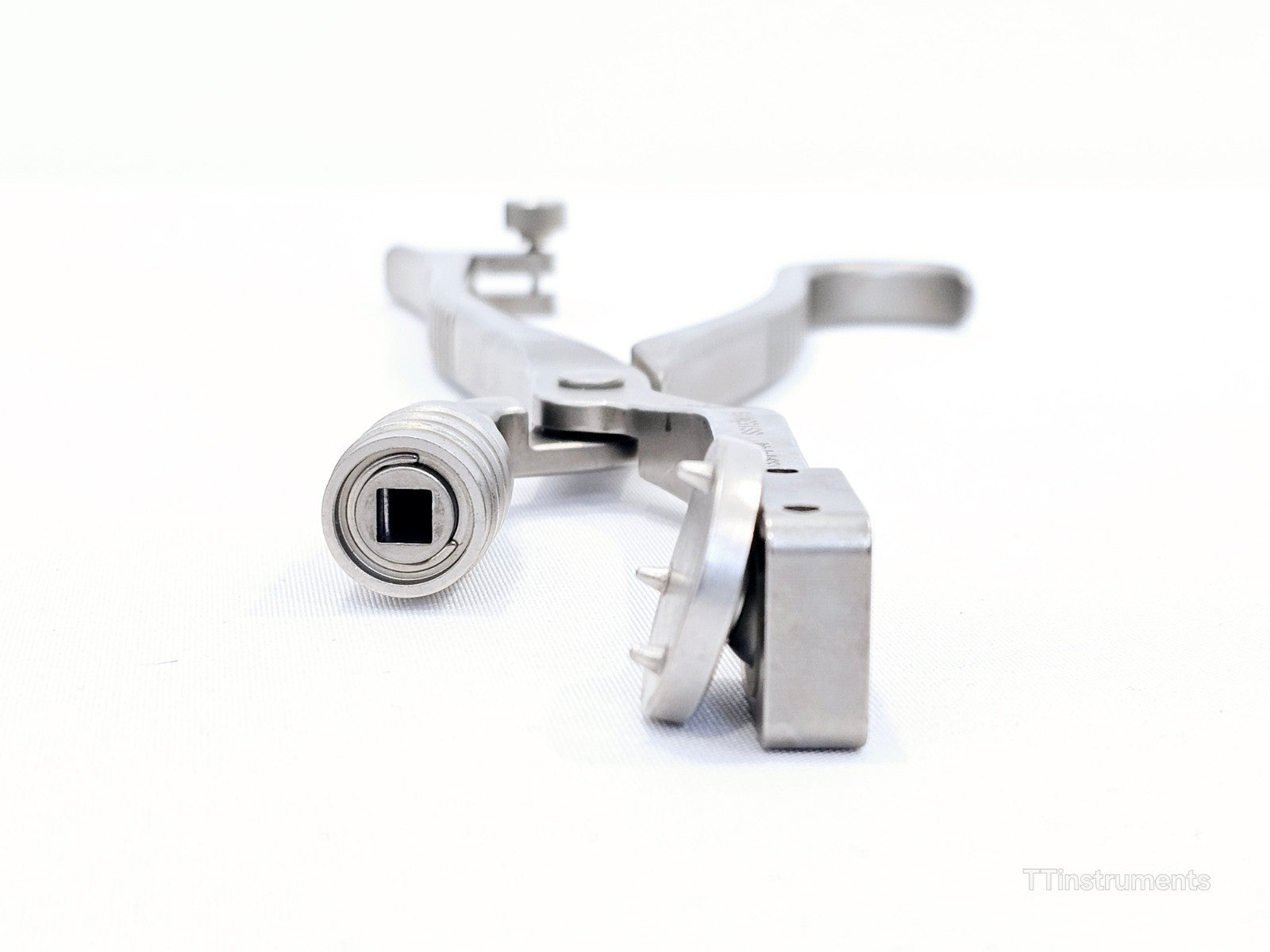 Stryker 6633-7-744 Orthopedic Patella Clamp Rachet And Clamp