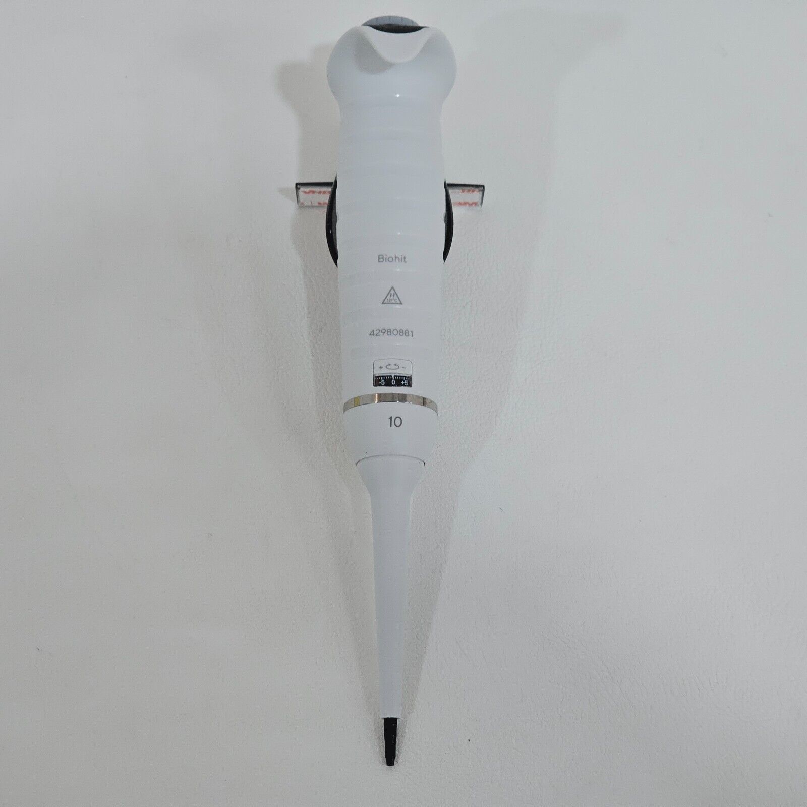 Tacta Sartorius 1-Channel Mechanical Pipette 0.5-10 μl LH-729020