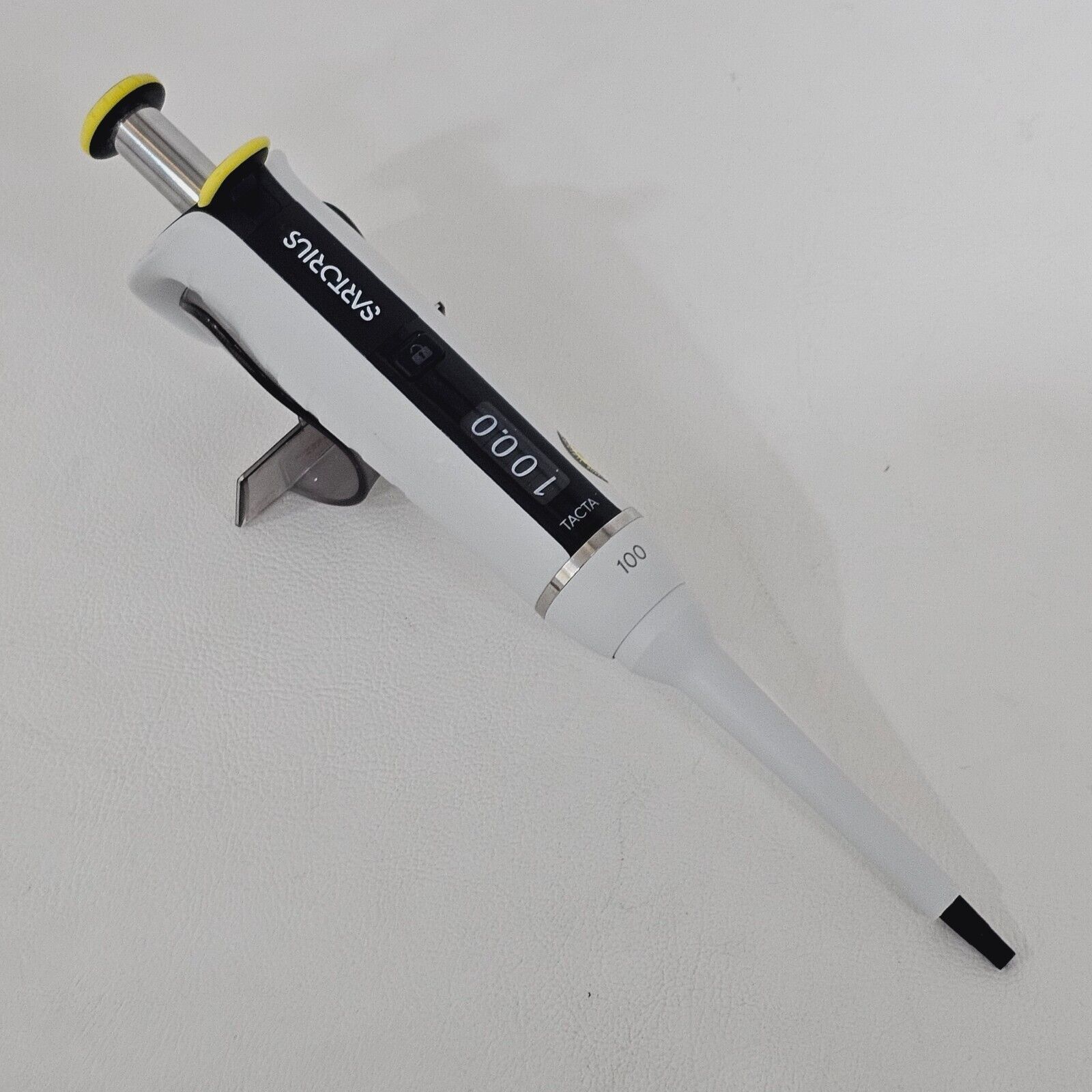 Tacta Sartorius 1-Channel Mechanical Pipette 10-100 μl LH-729050