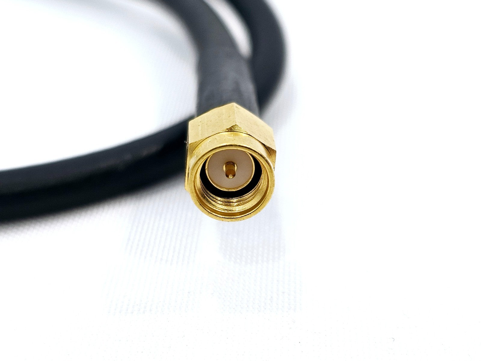 Tektronix 174-1427-00 Coaxial Cable Assembly, 50 Ohm, SMA(m) Both Ends, 20 L