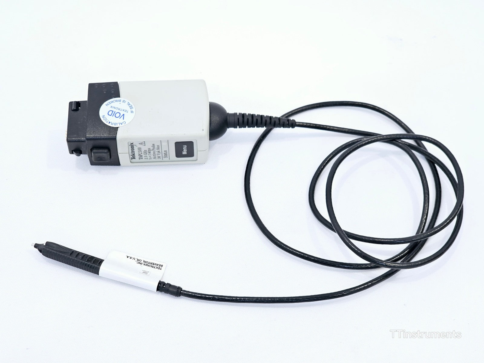 Tektronix TAP2500 probe tip and SureToe adapter close-up