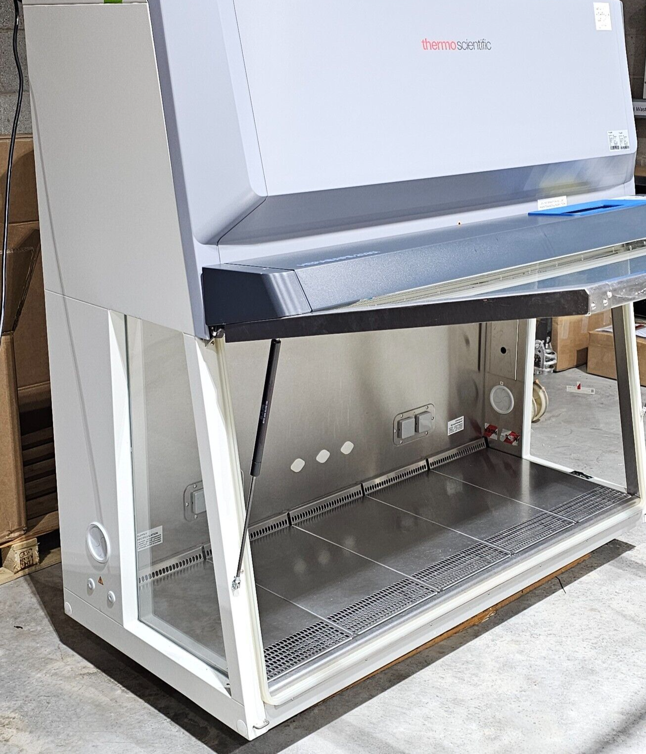 Thermo Scientific Herasafe 2030i 1.5 Micro-Biological Safety Cabinet MFD 2020